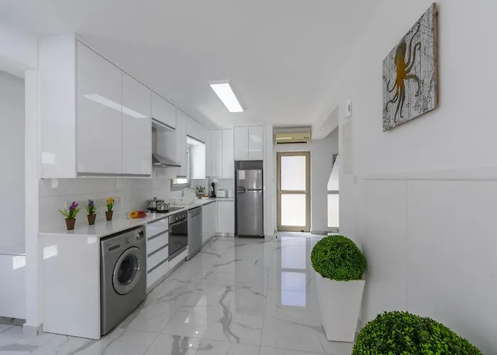 Sunrise 2 Vila Protaras