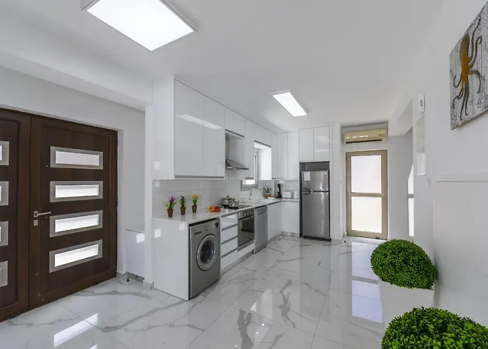 Sunrise 2 Vila Protaras