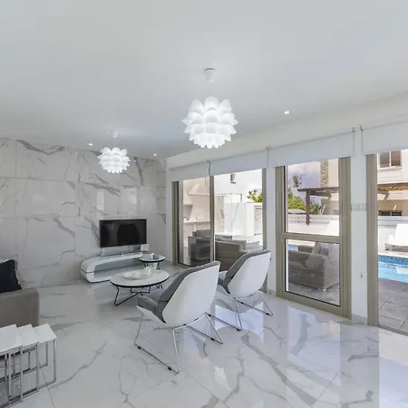 Sunrise 2 Villa Protaras