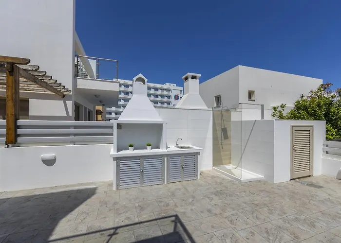 Sunrise 2 Вилла *